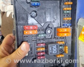 Блок предохранителей Volkswagen Caddy III Typ 2K +рест (04-15)