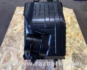 Повітряний фільтр Hyundai Santa Fe II CM (06-12)