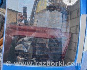 Двері задні праві Volkswagen Caddy 3 (2003-2020)