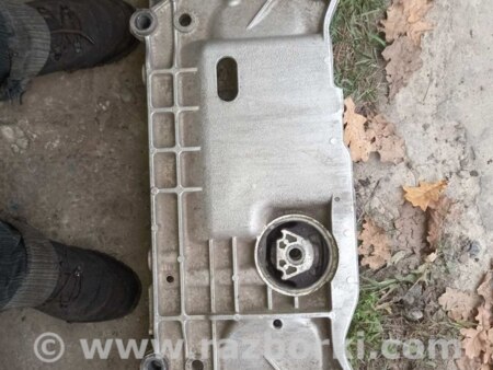 Подрамник для Volkswagen Caddy 3 (2003-2020) Житомир