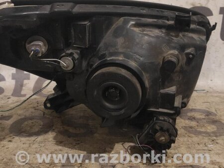 Фара передняя левая для Toyota RAV-4 (00-05) Київ 8110542250