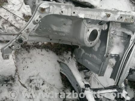 Передняя правая четверть для Toyota RAV-4 (05-12) Киев 5370142140