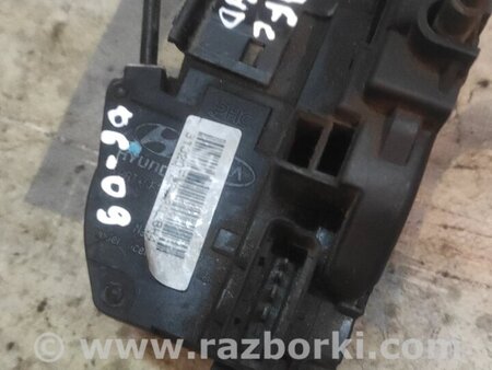 Замок двери передней правой для Hyundai Santa Fe Киев 813202B030