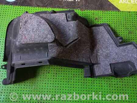 Обшивка крышки багажника правая для Toyota Auris E150 (10.2006-11.2012) Киев 6471012040C0