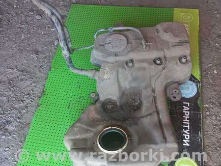 Топливный бак для Audi (Ауди) A4 B8 - 8K2, 8K5 (08.2007-11.2015) Киев 8K0201055Q