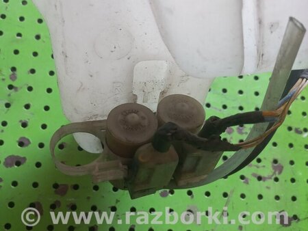 Бачок омывателя для Suzuki SX4 Киев 3845080J10