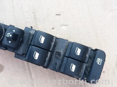 Блок кнопок стеклоподъемников для Citroen C3 Киев 96788264ZD