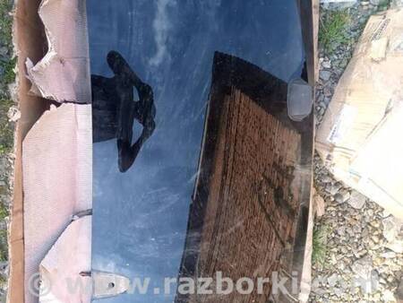 Стекло для KIA Sorento Киев 817113E030