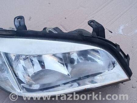 Фара передняя правая для Opel Zafira Киев 90582022