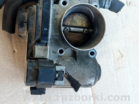 Дроссельная заслонка механическая для Opel Astra H (2004-2014) Киев 055559227
