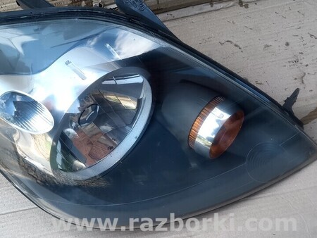 Фара передняя правая для Ford Fiesta Mk5 (2002-2012) Киев 1415694/6S6113W029AD