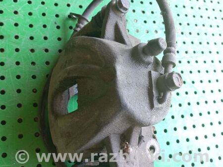 Суппорт передний правый для Toyota Avensis T250 (02.2003-10.2009) Киев 4773005060