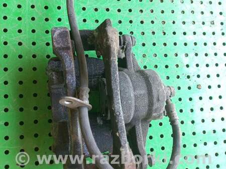 Суппорт передний правый для Toyota Avensis T250 (02.2003-10.2009) Киев 4773005060