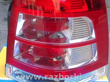 Фонарь задний левый для Opel Zafira B Киев Фонарь задний левый Opel Zafira B 1222259 ристалинг