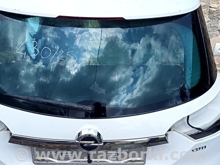 Крышка багажника в сборе для Opel Insignia Киев Кришка багажника зі склом універсал  Opel Insignia 2013-2017