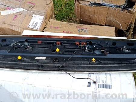 Спойлер багажника для Volvo V60 Киев 31253209