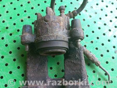 Суппорт передний правый для Ford Focus 1 (07.1998 - 09.2004) Киев 4346372