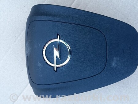 Airbag подушка водителя для Opel Meriva Киев 13300473