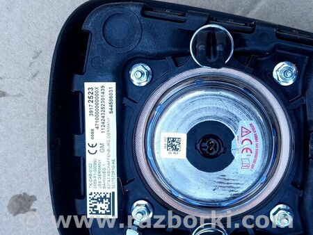 Airbag подушка водителя для Opel Meriva Киев 13300473