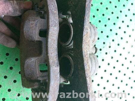 Суппорт передний левый для Subaru Forester SG Киев 26292FE011