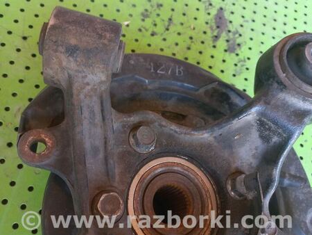 Цапфа задняя правая для Mitsubishi Pajero (06-14) Киев MR992532