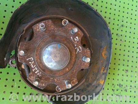 Цапфа задняя правая для Mitsubishi Pajero (06-14) Киев MR992532