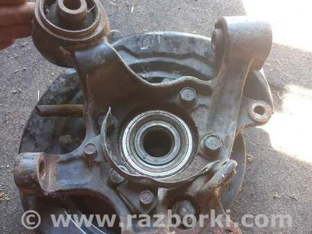 Цапфа задняя левая для Mitsubishi Pajero (06-14) Киев MR992531