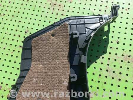 Накладка стойки передней для KIA Sorento XM Киев 858241U005VA