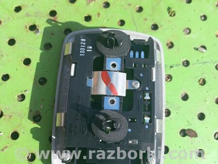 Плафон освещения задний для KIA Sorento XM Киев 926201U000H9