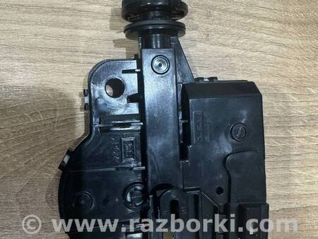 Замок лючка бензобака для Toyota Camry 70 XV70 (01.2017-...)  Киев 7703007010