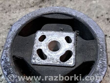 Подушка двигателя нижняя для Skoda Fabia Киев 6Q0199851AP
