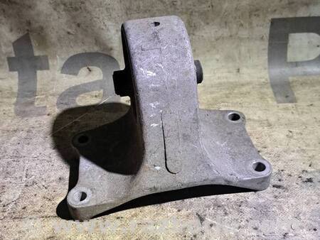 Подушка КПП для Nissan Almera Classic Київ 1122095F0A