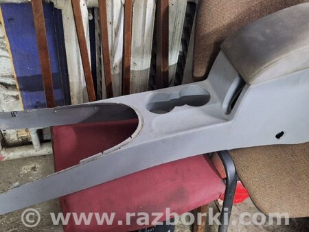 Подлокотник для Volkswagen Caddy 3 (2003-2020) Житомир