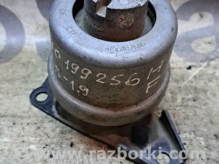 Подушка двигателя для Volkswagen T5 Transporter, Caravelle, Multivan (03-15) Київ 7H0199256H
