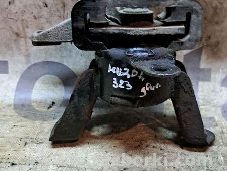 Подушка двигателя для Mazda 323 BH, BA (1994-2000) Київ BC1F39060C