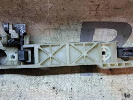 Ручка передней левой двери для Hyundai Accent Київ 826501E000CA