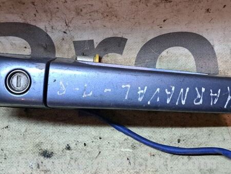 Ручка передней правой двери для KIA Carnival 2 (06-14) Київ 826604D000