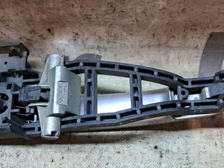 Ручка задней левой двери для Ford C-Max Mk1, Mk2 Київ 1340655