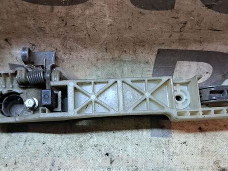 Ручка передней левой двери для Nissan Note E11 (2006-2013) Київ 826501E050