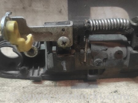 Ручка передней левой двери для KIA Rio Київ 826501G000