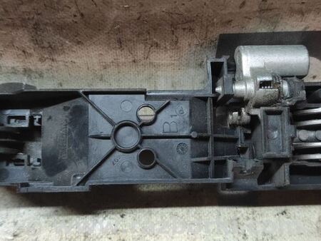 Ручка передней правой двери для Nissan Note E11 (2006-2013) Київ 80610AX62B