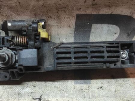 Ручка передней левой двери для Suzuki SX4 Київ 8282163J00