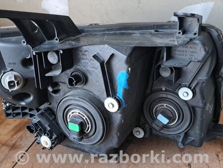 Фара передняя левая для Mitsubishi Pajero Київ 8301A893