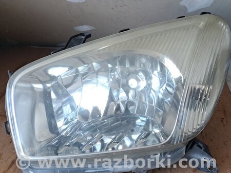 Фара передняя левая для Toyota RAV-4 II CA20W/XA20 (00-05) Київ 8115042180