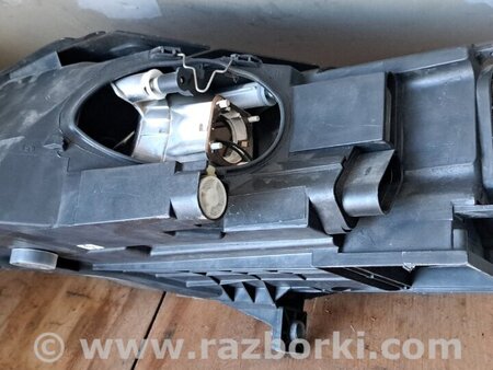 Фара передняя правая для Volkswagen Passat B6 (03.2005-12.2010) Київ 3C0941752G