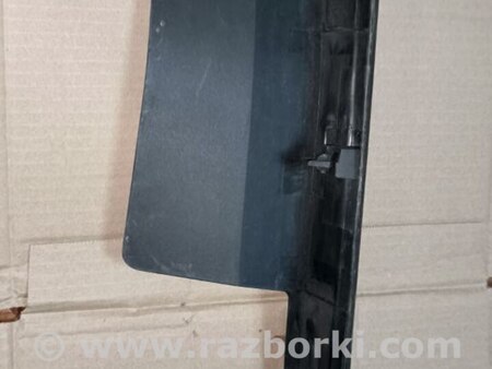 Ущільнювач крила лівого для Toyota RAV-4 V XA50 (18-25) Київ 53389-42060