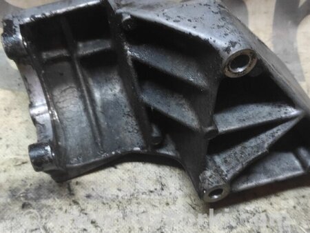 Кронштейн крепления ГУР для Volkswagen T4 Transporter, Multivan (90-03) Київ 074145167