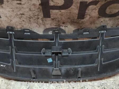 Решетка радиатора для KIA Cerato 1 LD (03-08) Київ 863502F050