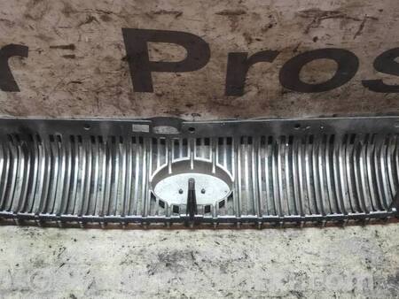 Решетка радиатора для Hyundai Sonata EF (03.1998-08.2004) Київ 8635138030