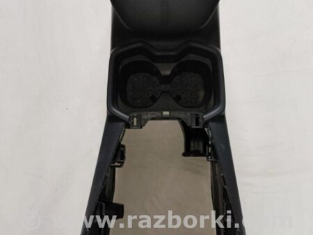 Консоль центральная с подлокотником для Toyota RAV-4 V XA50 (18-25) Київ 58810-42010